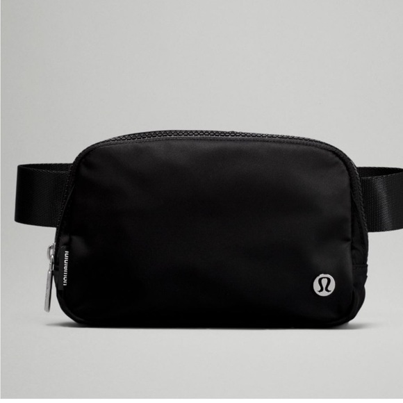 lululemon athletica Handbags - Lululemon everywhere belt bag, NWT